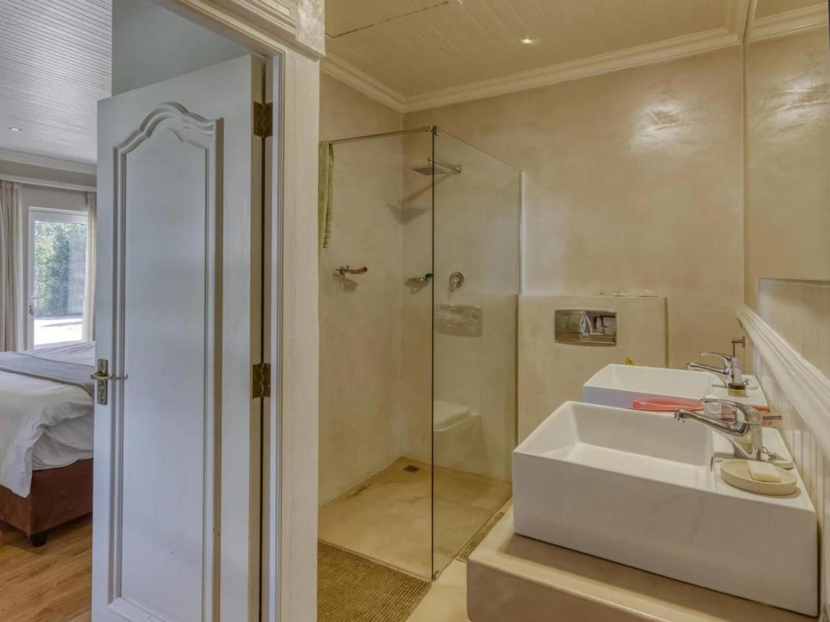 Explorer Guesthouse Somerset West Rum bild