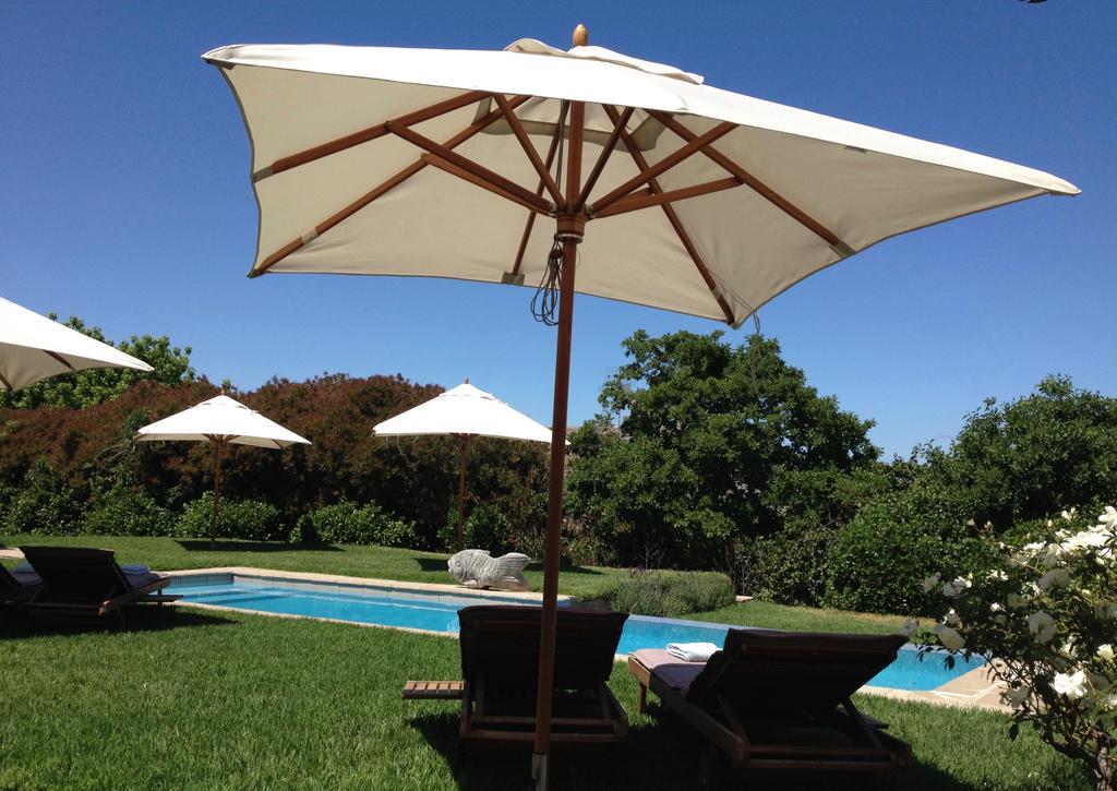 Explorer Guesthouse Somerset West Exteriör bild